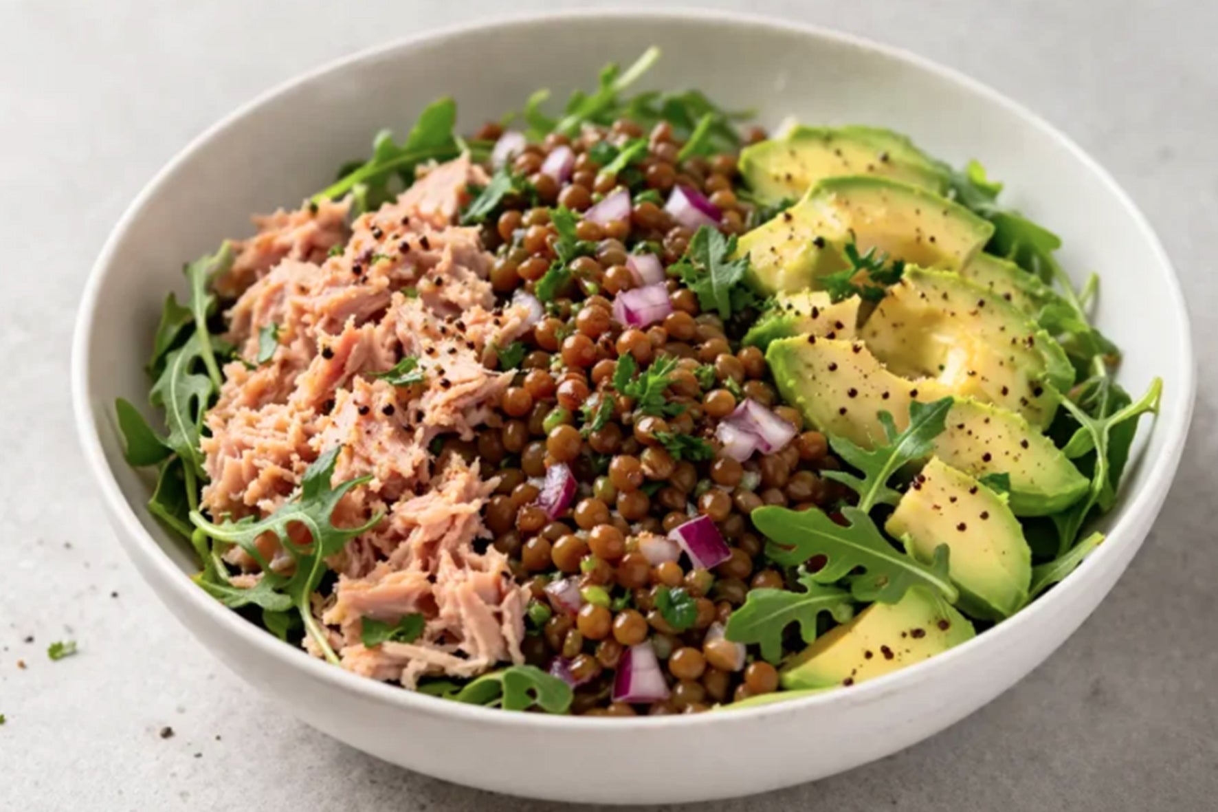 Salade de thon, lentilles et avocat ( A faire chez soi )